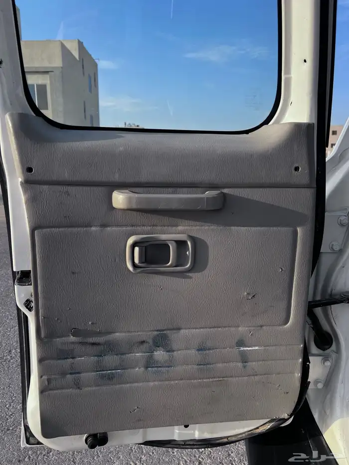 نيسان باترول ربع 2004 (حكومي ) 8