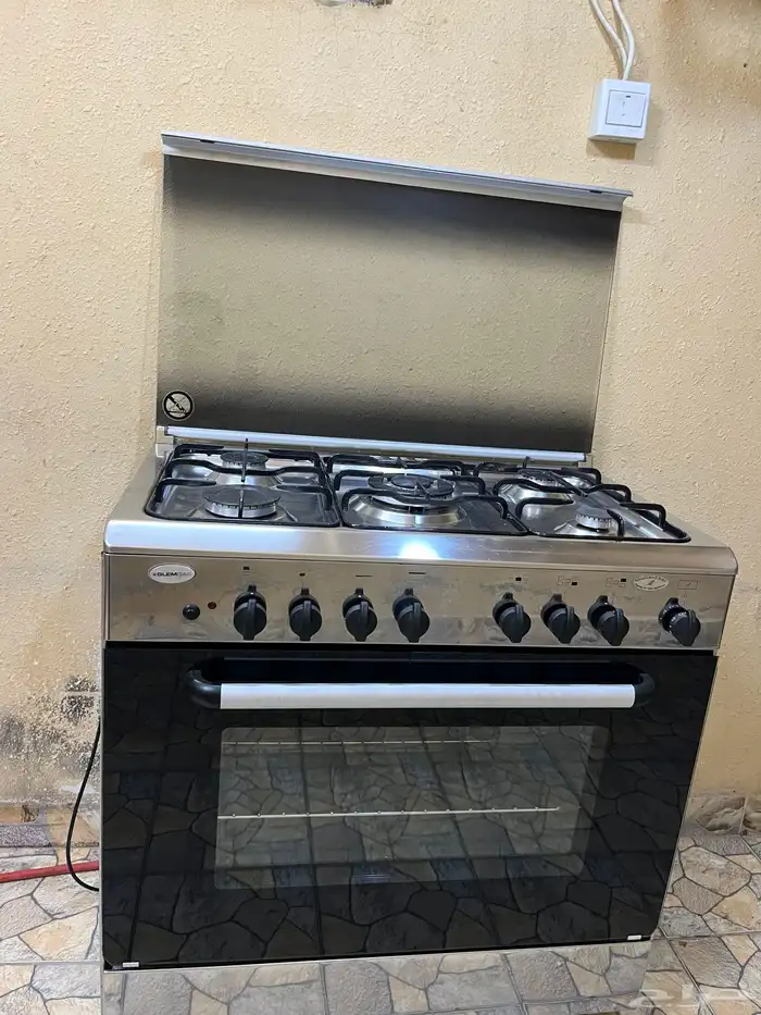 فرن جليم غاز مقاس 60  80 للبيع الموقع المزاحميه 23