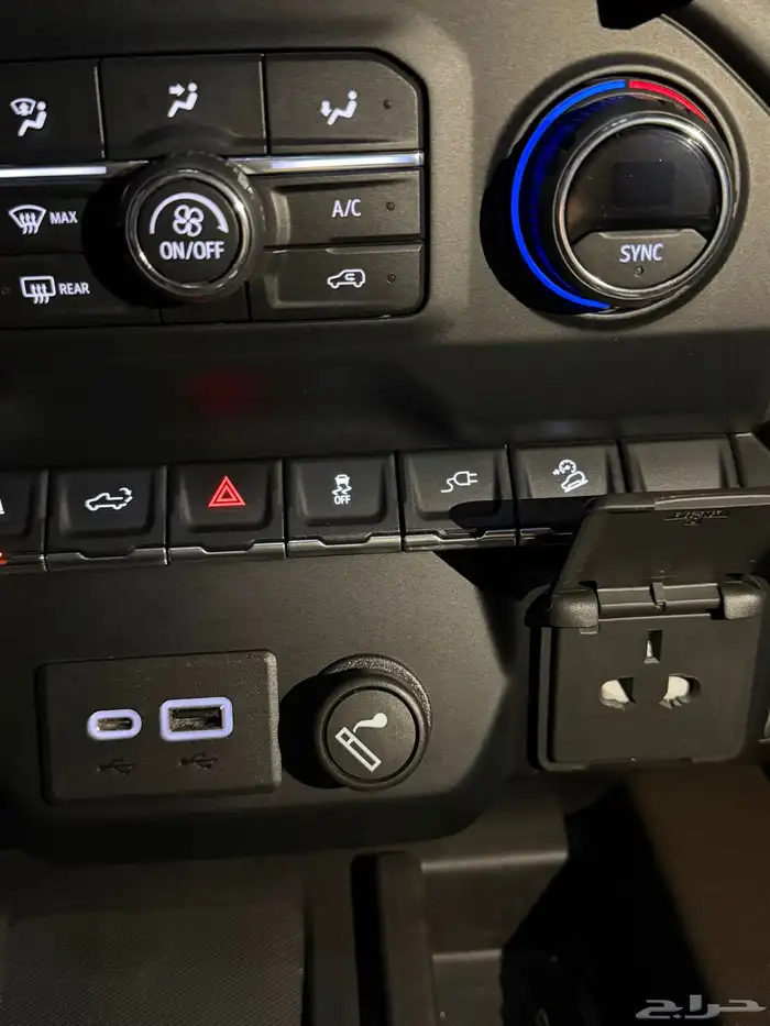 سلفرادو تريل بوس 2021 مخزن 20