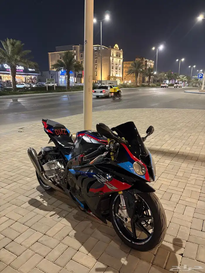 دباب بي ام 2010 1