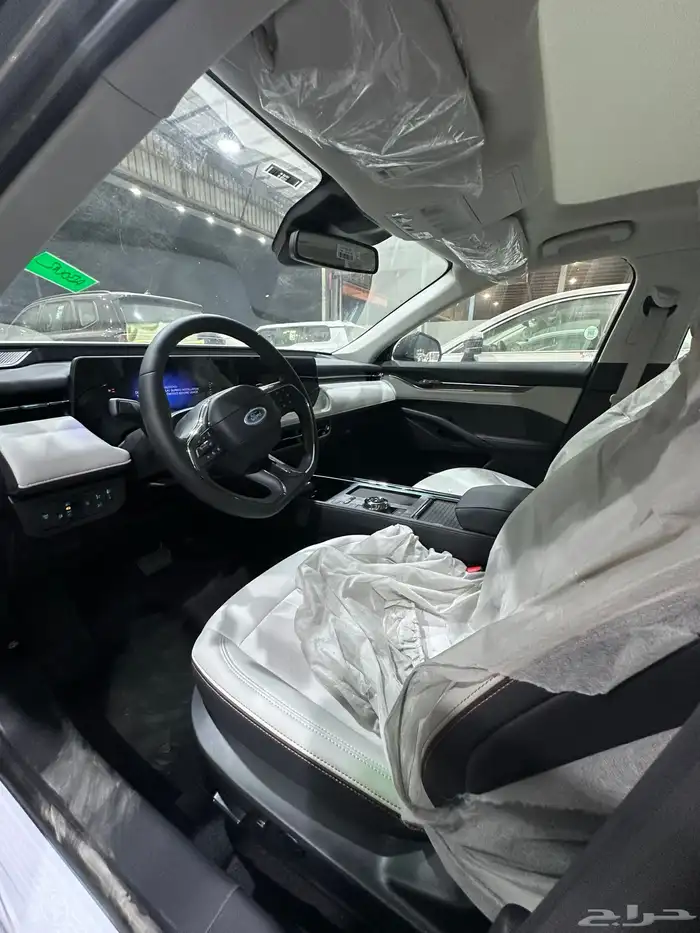 فورد تورس تيتانيوم فل كامل ماكينه 2.0 موديل 2026 1