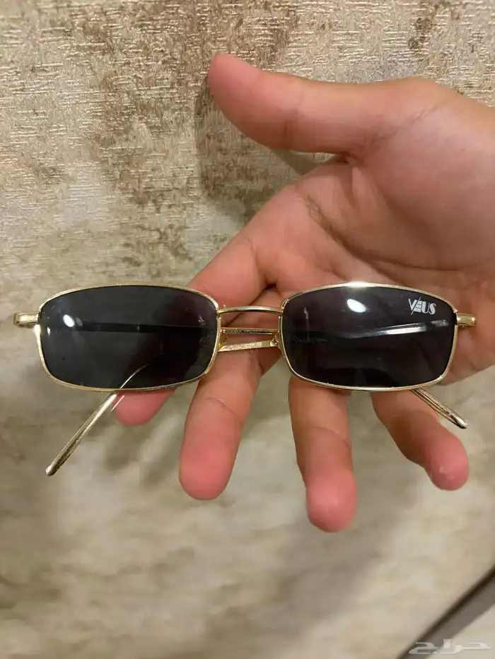 نظارة veus فاخره شمسيه 0