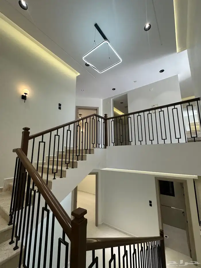 للبيع روف بتشطيب راقى جدا احد رفيده 20