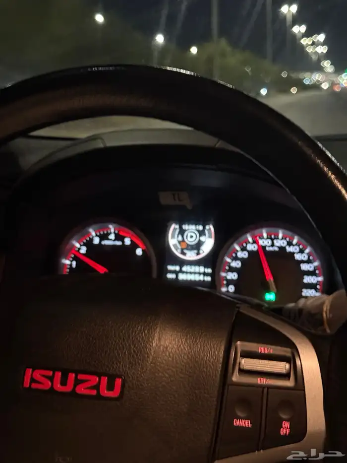 للبيع ايسوزو ديماكس GT موديل 2018 مكينه 3.0 تريبو اعلى فئه 6