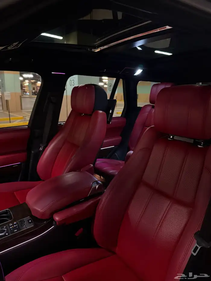 رنج روفر فوج على الشرط 10