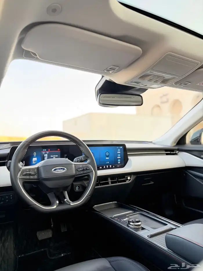 فورد تورس 2024 فل كامل تيتانيوم 64