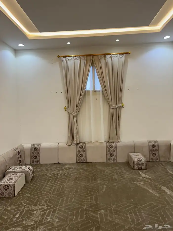 مجلس للبيع كامل 1