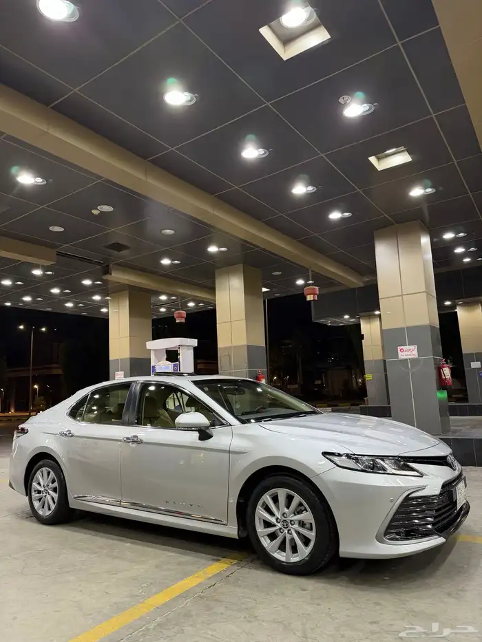 كامري 2023 GLE فل كامل سعوديه 7