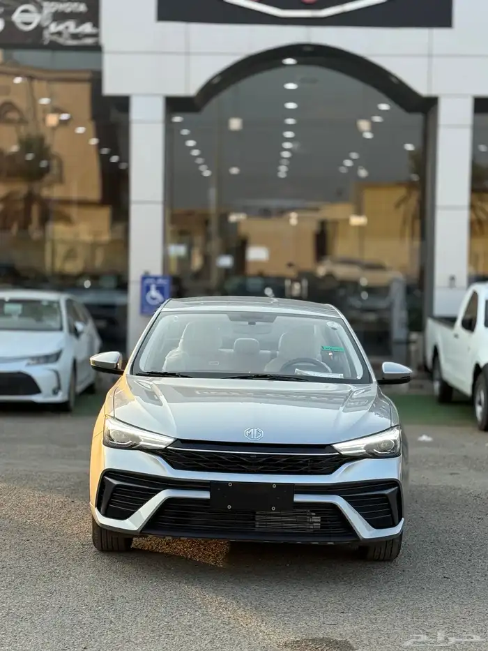 ام جي MG5 ستاندر 2025 الشكل الجديد 1