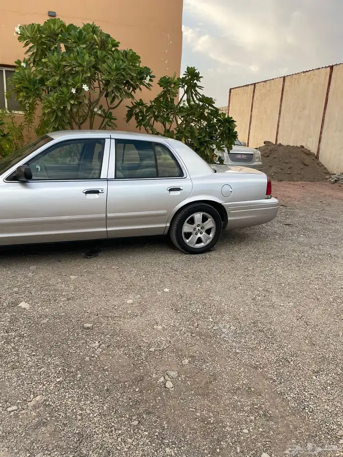 فورد فكتوريا 2006 سعودي 44