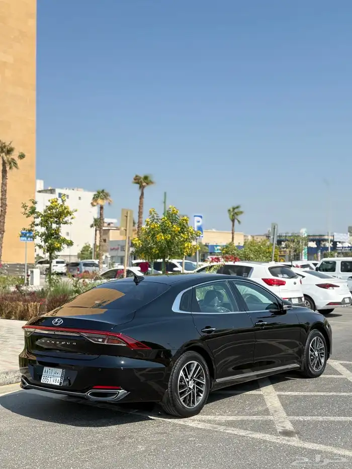 للبيع هونداي ازيرا المديل 2020 7