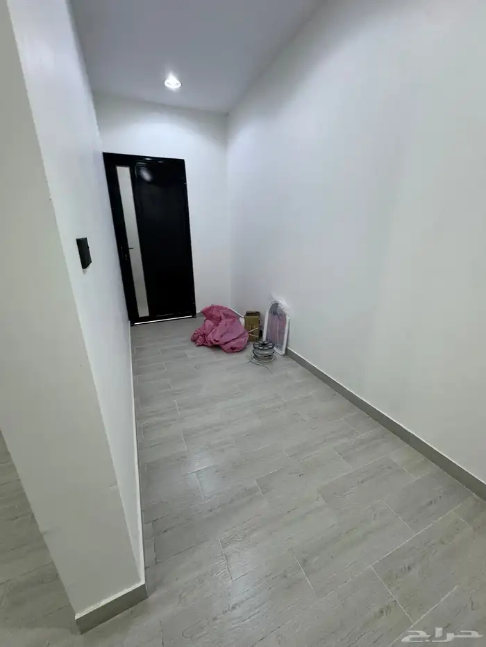 للبيع فيلا حي العزيزيه الخبر مساحه 480 م 18