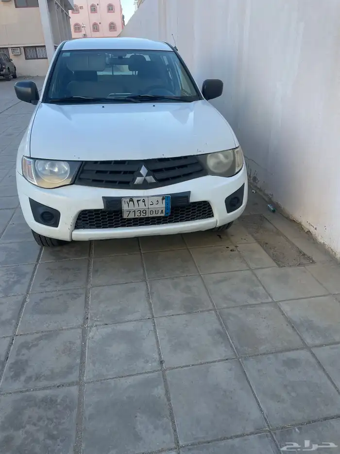 متسوبيشيL200ممتازة 2014 ديزل للبيع 0