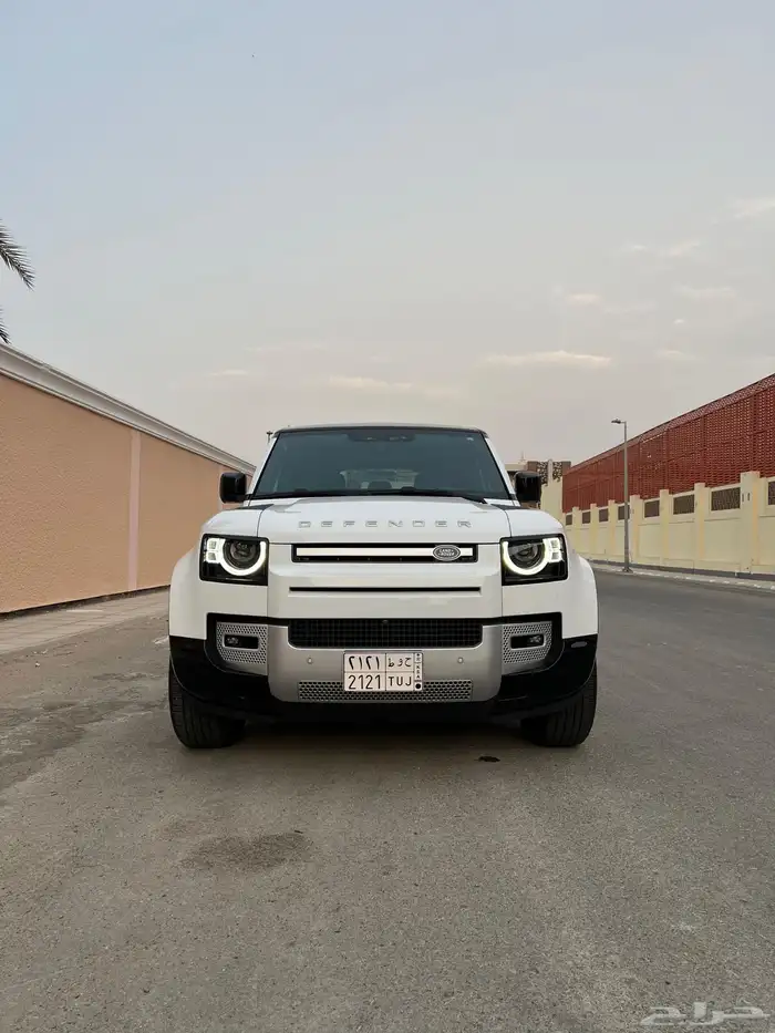 لاندروفر ديفيندر 110 ناغي 2023 ضمان وصيانه مجانيه 22