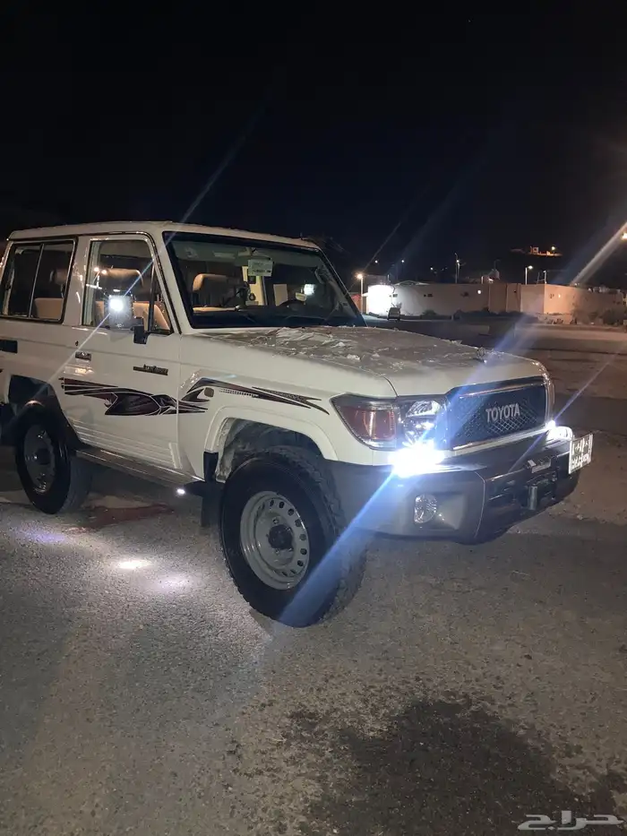 للبيع جيب ربع بريمي 28