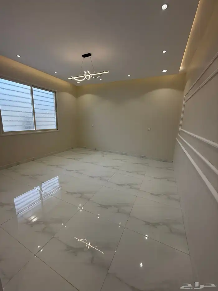 تملك دور ارضي بحوش وسيع حي الزهور المحاله ابها 580الف 7