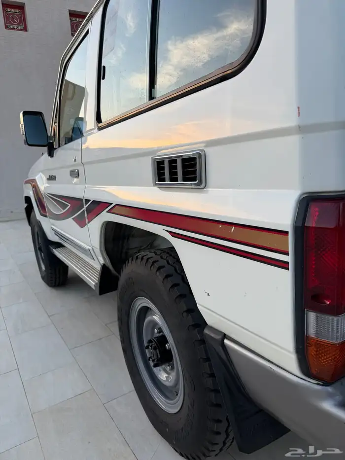 ربع تويوتا 2016 بريمي فل كامل ونش 13