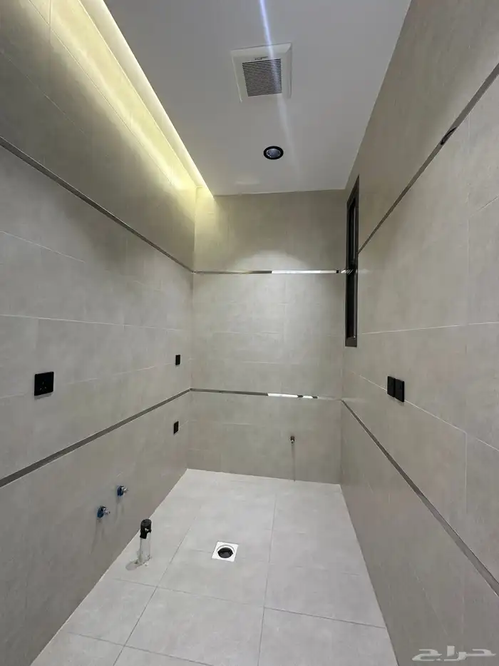 للبيع روف بتشطيب راقى جدا احد رفيده 25