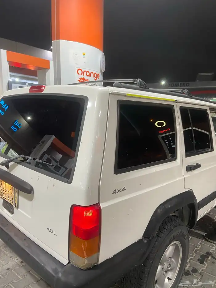 جيب شروكي 1997 52