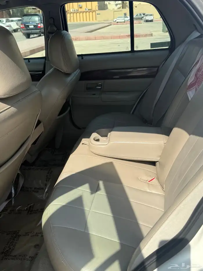 فورد ماركيز 2010 9