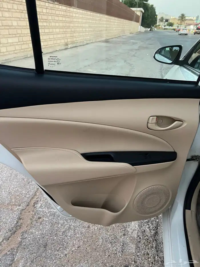 تويوتا يارس 2019 نص فل اوتوماتيك 18