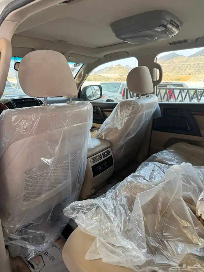 للبيع جي اكس ار 2015 سعودي فل كامل 60 عام عداد 168 الف 13