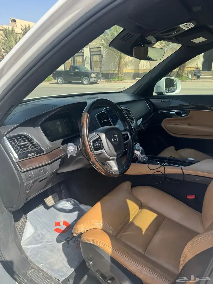 للبيع سيارة جيب فولفو 2019 4