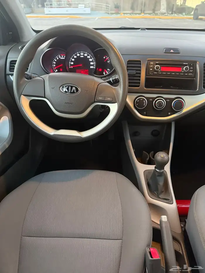 كيا بيكانتو 2016 نظيف 16