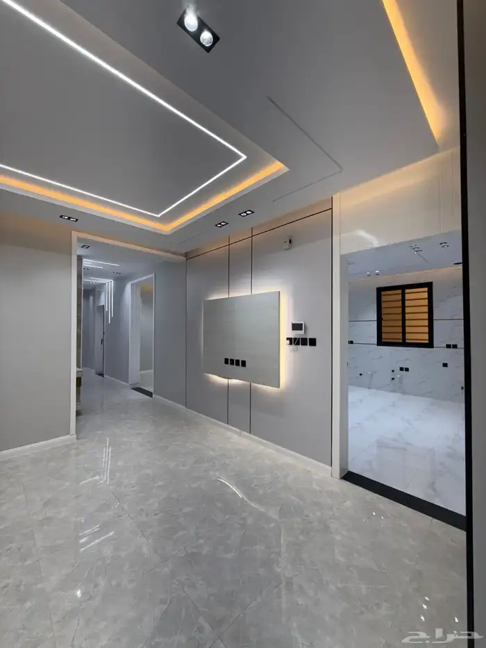 للبيع شقق سكنية فاخرة بموقع مميز ومكتمل الخدمات شرق الخميس 8