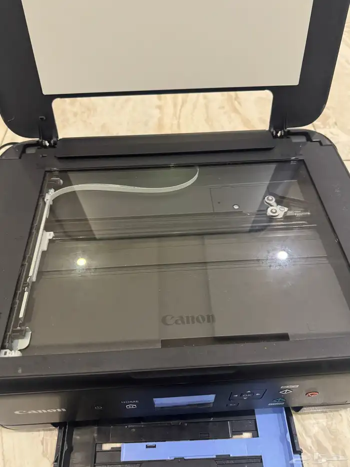 آلة تصوير كانون 4