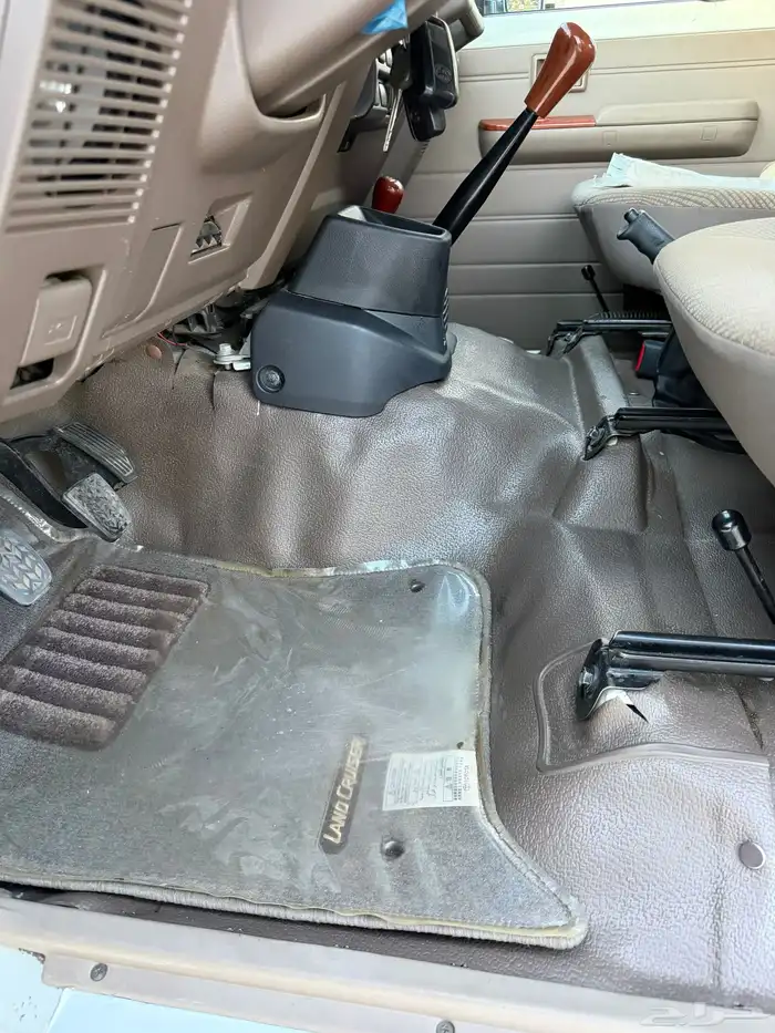 ربع تويوتا 2016 بريمي فل كامل ونش 37