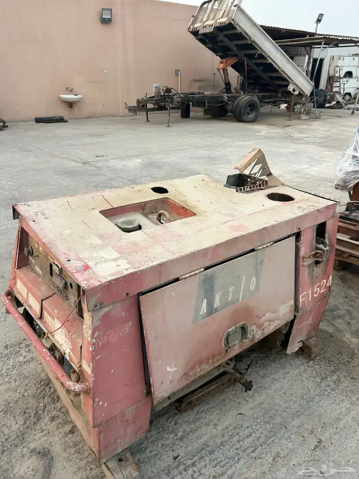 فوركلفت ومولدات للبيع جمله 29