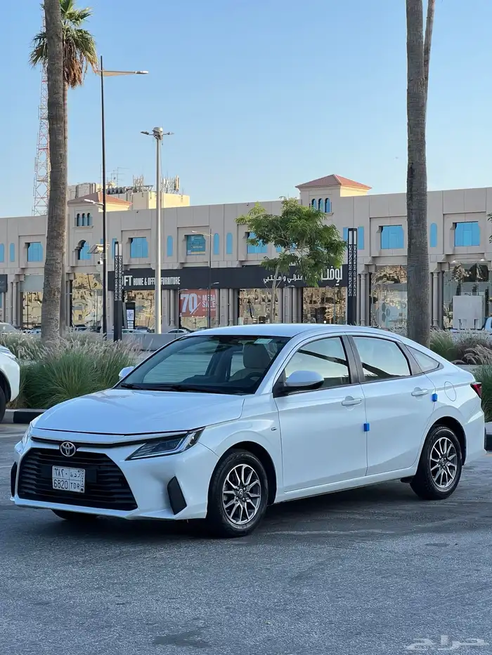 تويوتا يارس موديل 2023 نظيف 5