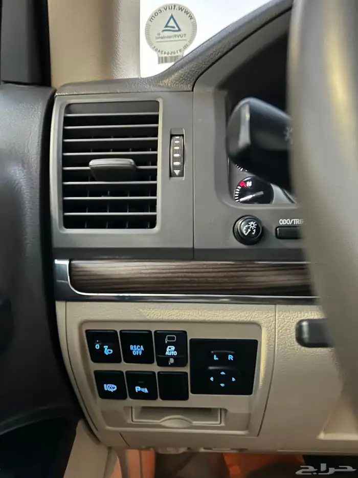 لاندكروزر مخزن 15