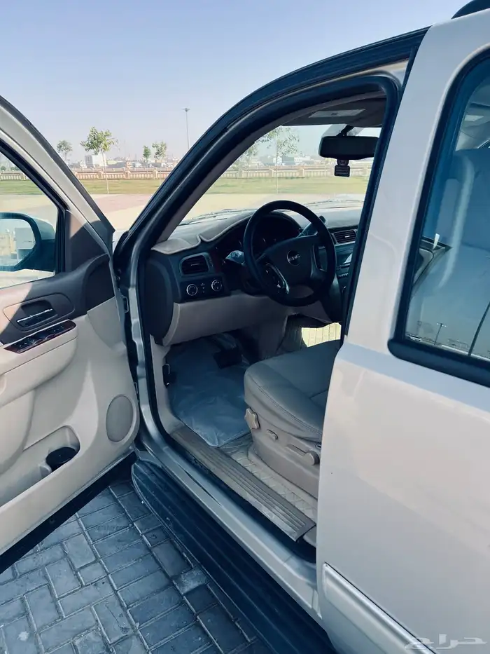 يوكن جمس قصير 2011 1