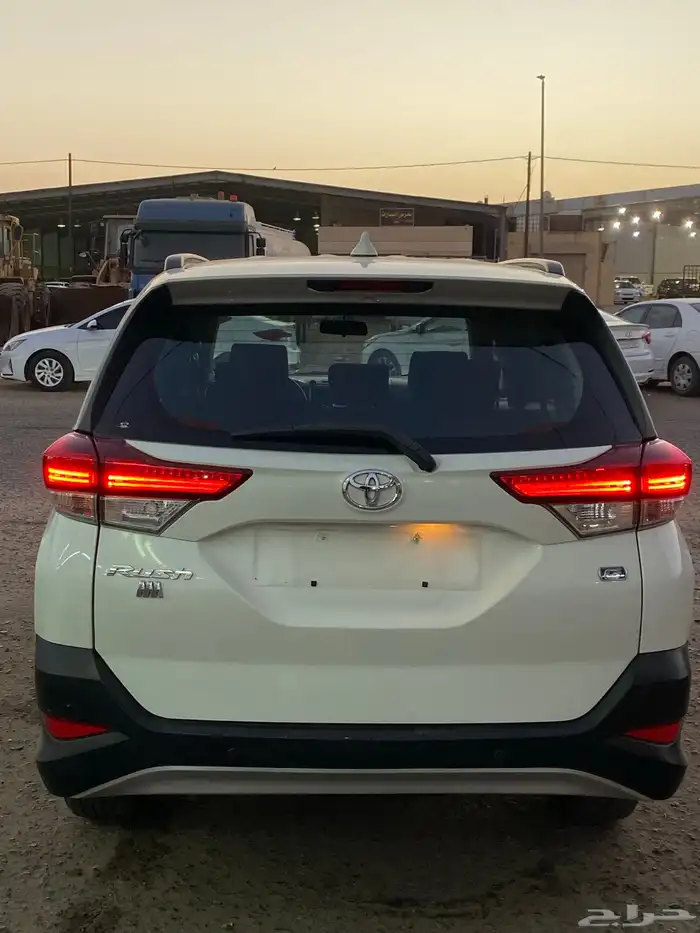 تويوتا راش 2020 نظيف جدا  وكالة 5
