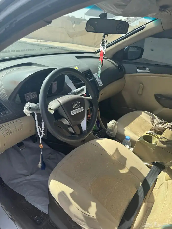 اكسنت موديل 2012 قير عادي نضيفه قيرمكينه مرشوشه كامل 3