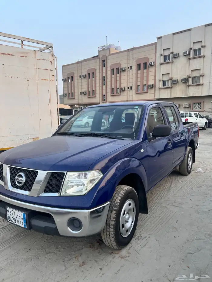 للبيع نيسان نافارا 8