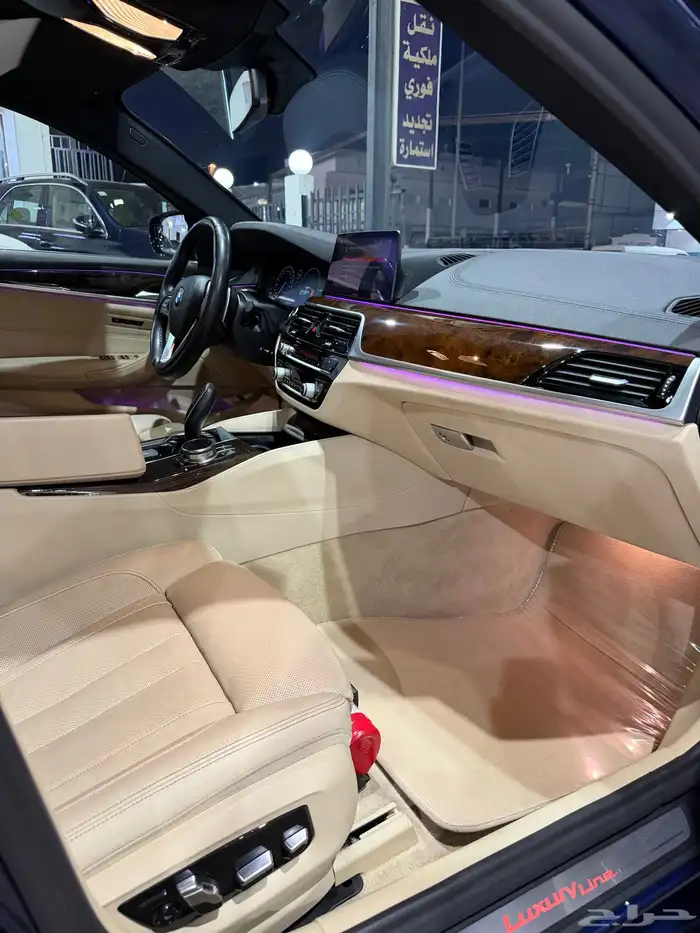 بي ام دبليو الفئة الخامسة 520i 2019 23