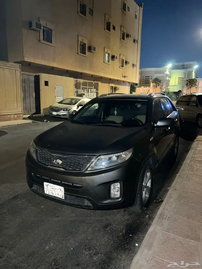 كيا سورينتو 2014 7 مقاعد 0