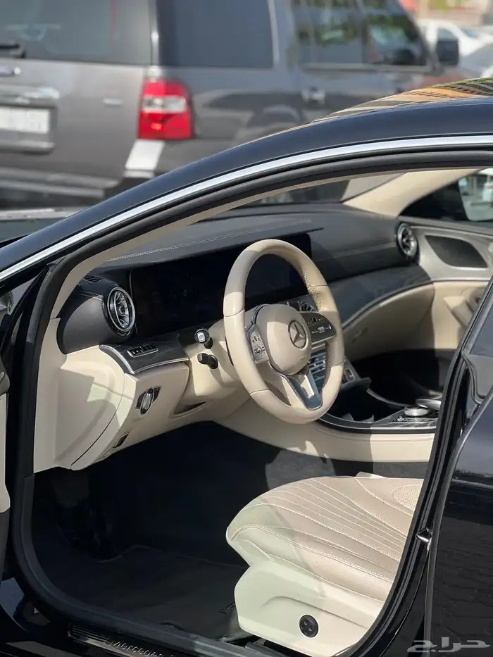 مرسيدس CLS450 نظيف 13
