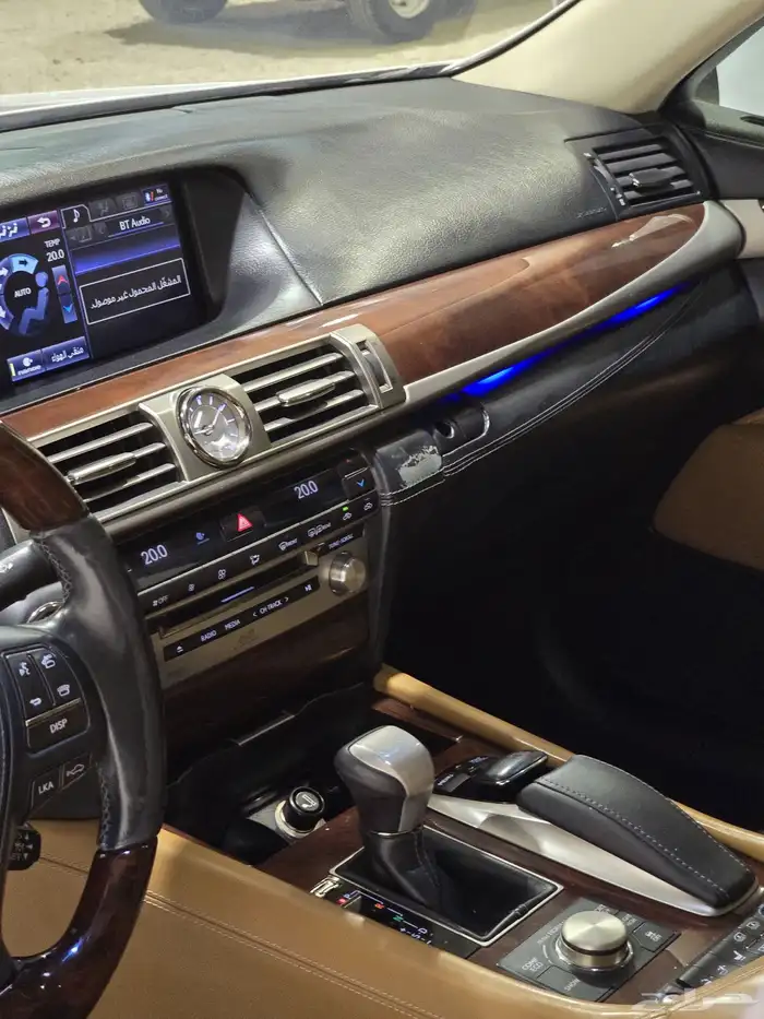 لكزس LS460-L موديل 2014 بحاله ممتازه 21