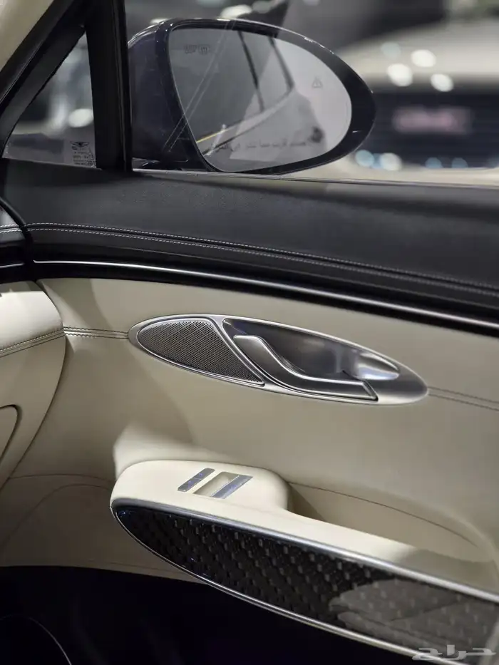 جينسس GV70 موديل 2021 بحاله ممتازه 21