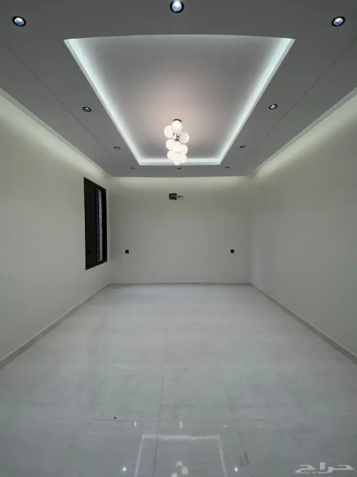 للبيع شقة ارضية و روف علوي بملحق تشطيبVIP احد رفيدة-النهضة 10