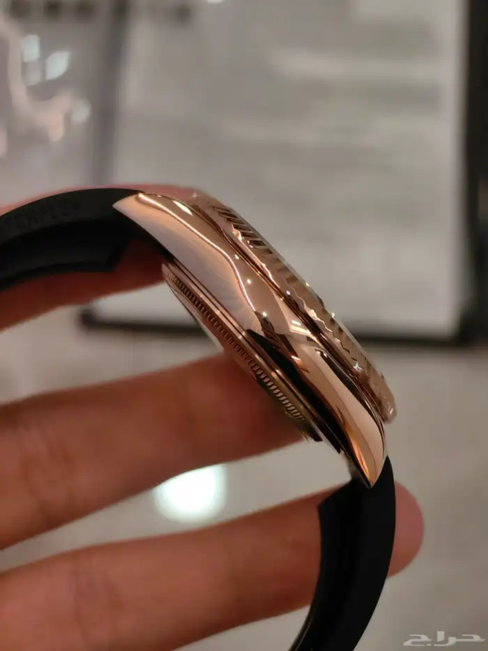 اقوى عروض الساعات العالمية 4