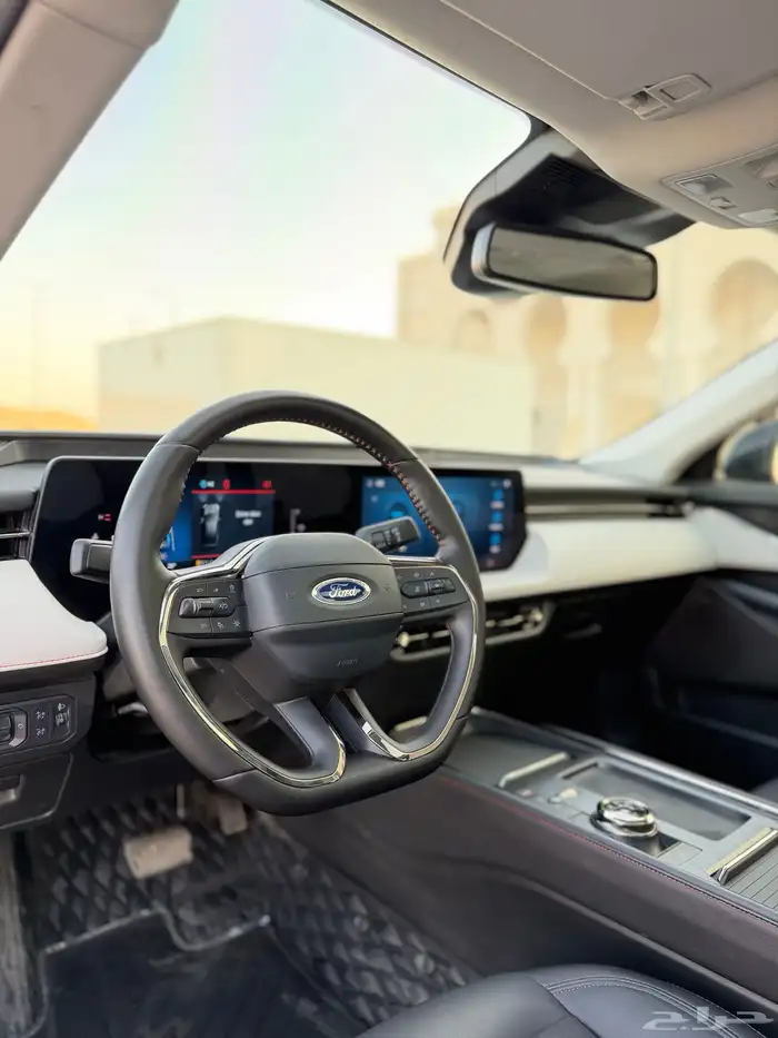 فورد تورس 2024 فل كامل تيتانيوم 55