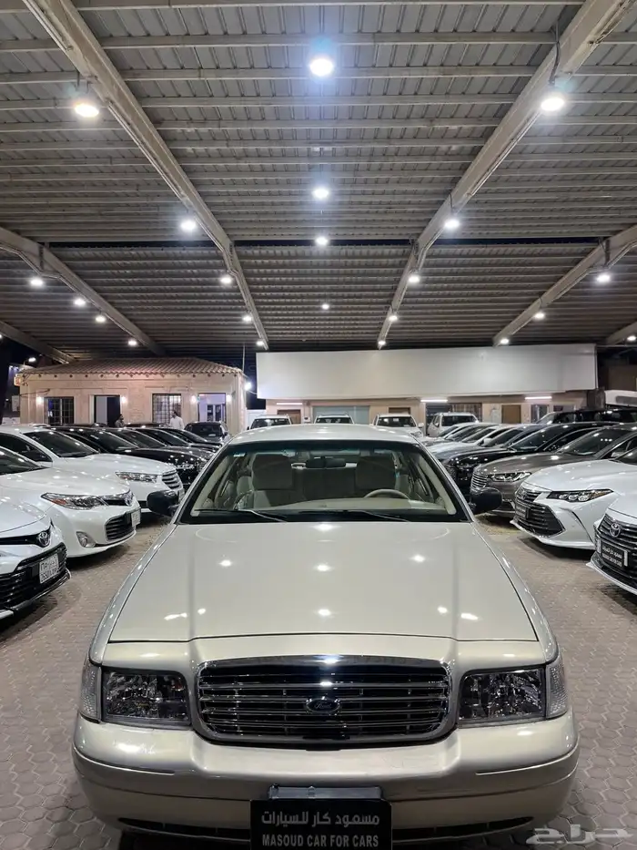 فورد فكتوريا 2011 0