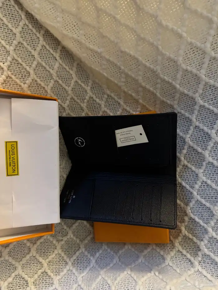 لويس فيتون 1