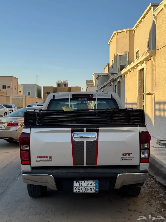 للبيع ايسوزو ديماكس GT موديل 2018 مكينه 3.0 تريبو اعلى فئه 5