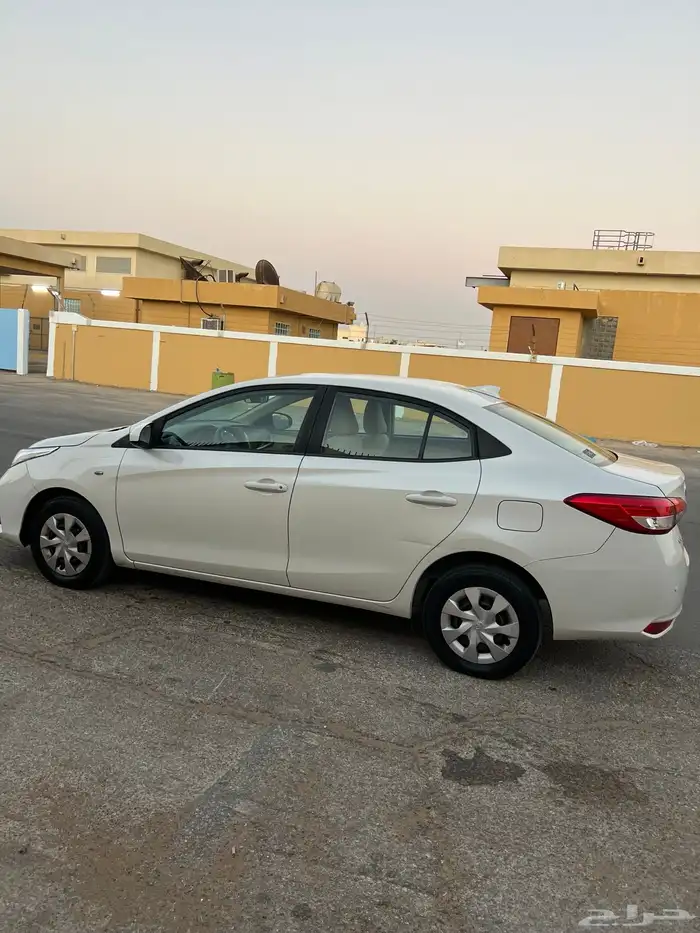 تويوتا يارس 2019 نص فل اوتوماتيك 9